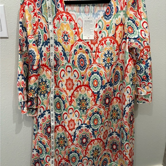 Womens dress - Picture 3 of 6